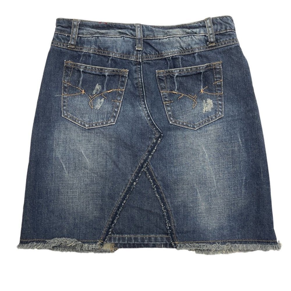 MUDD Distressed Denim Mini‎ Skirt Juniors Size 5 Medium Wash Raw Hem y2k 2000s - Picture 9 of 13